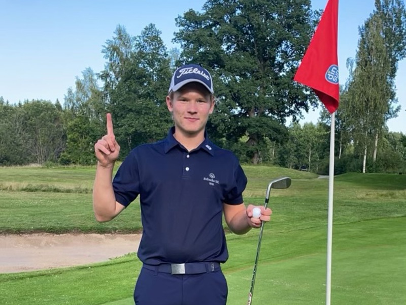 HIO av James Kumlin Anefjäll
