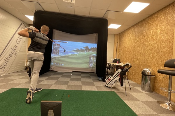 Black Weekend i golfsimulatorn
